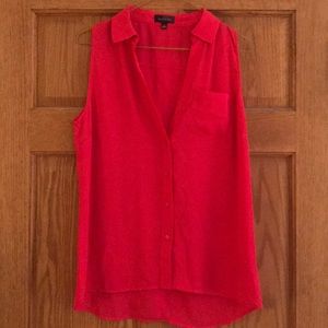 Button down sleeveless blouse